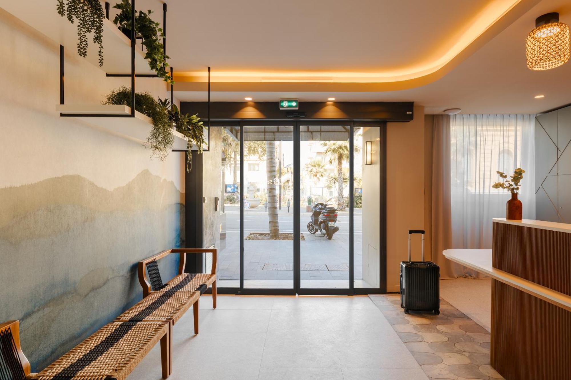 Hotel Yelo Promenade Powered By Sonder Nizza Exterior foto
